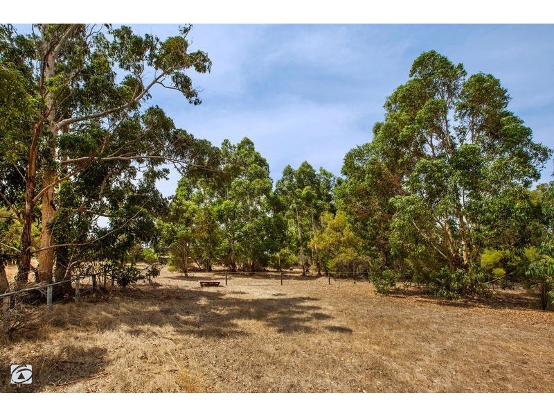 138 Rowley Road, Wandi WA 6167
