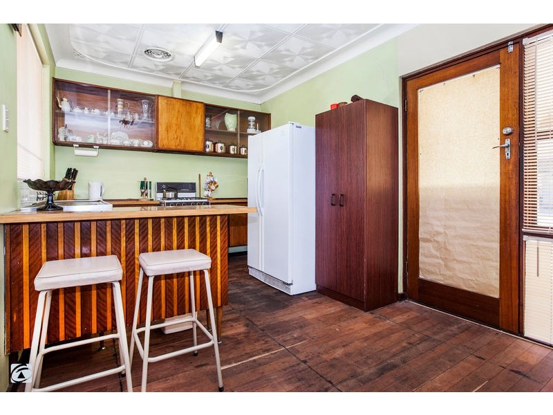 38 Bawdan Street, Willagee WA 6156