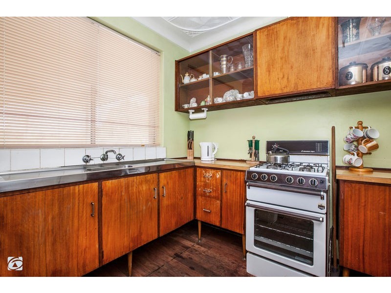 38 Bawdan Street, Willagee WA 6156