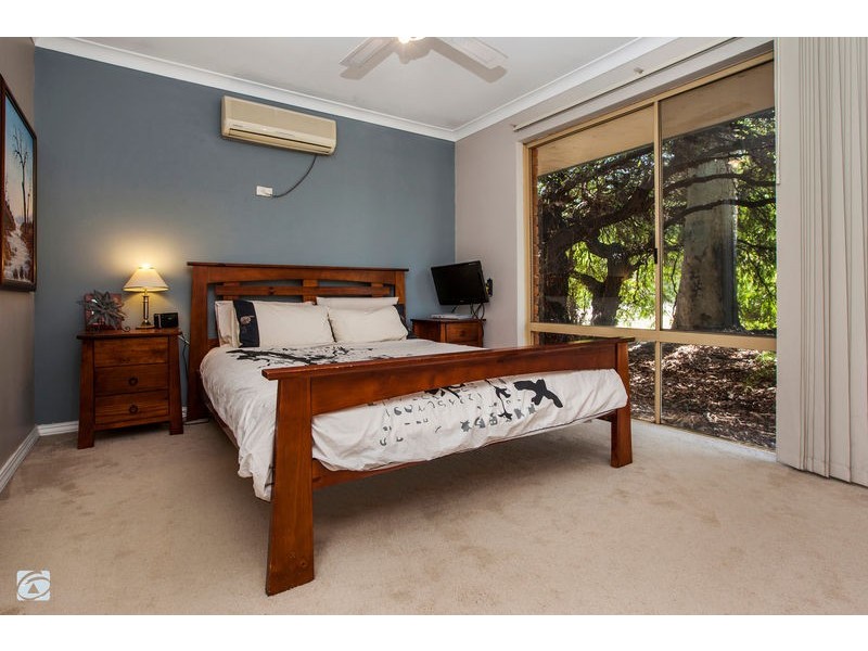 1 Bundy Court, South Lake WA 6164