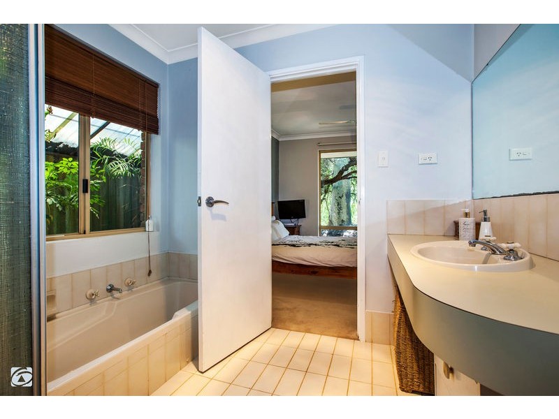 1 Bundy Court, South Lake WA 6164