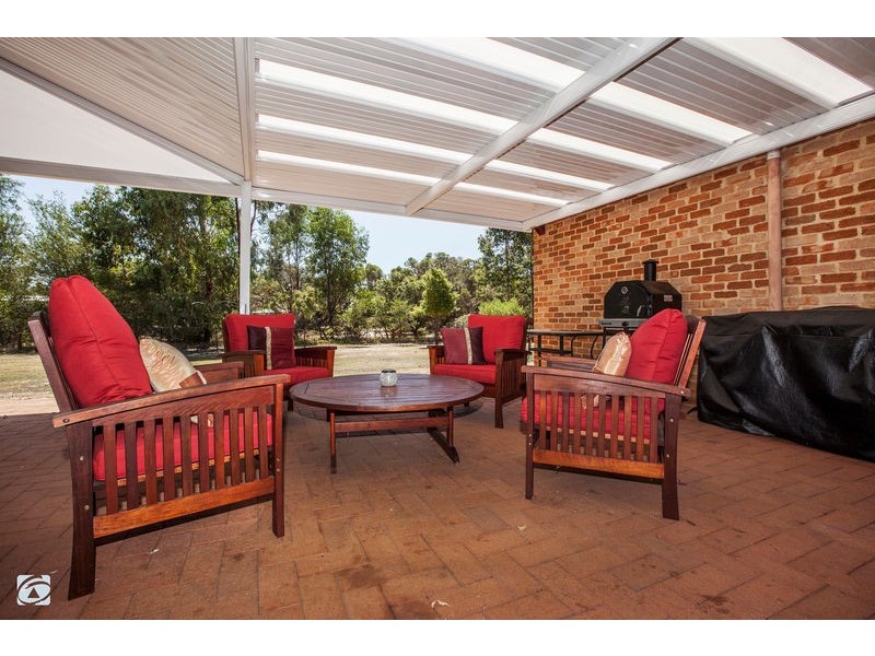 43 Old Dairy Court, Oakford WA 6121