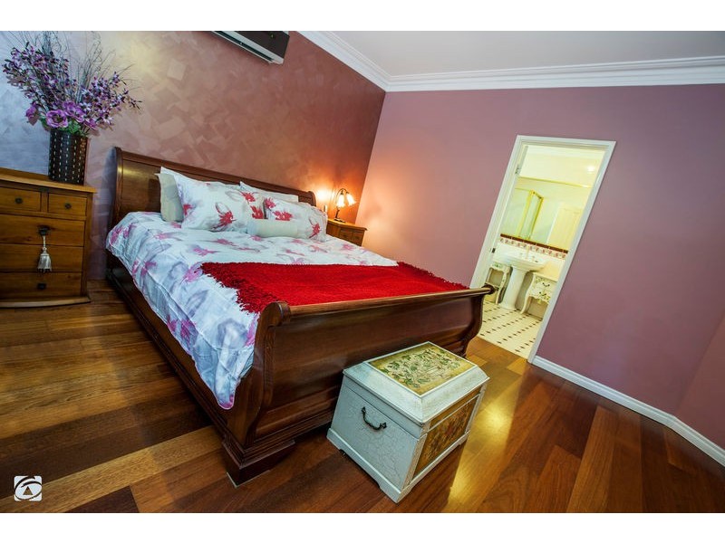 43 Old Dairy Court, Oakford WA 6121