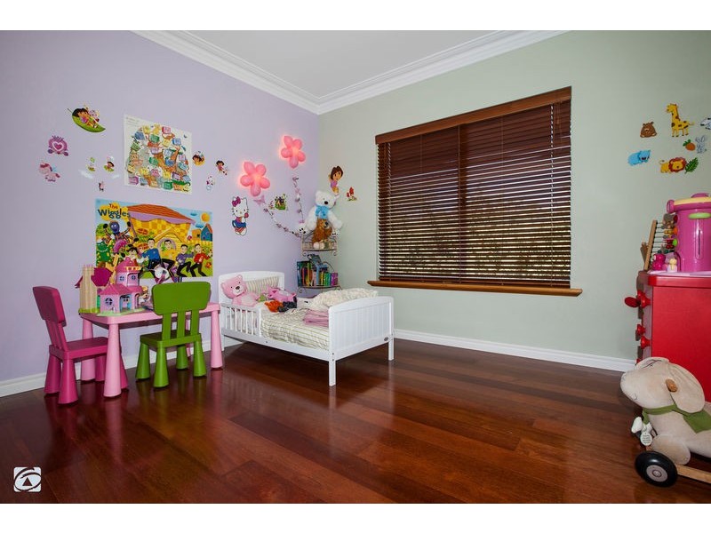 43 Old Dairy Court, Oakford WA 6121