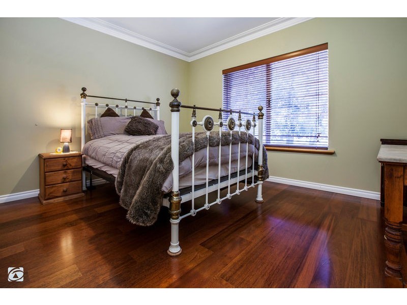 43 Old Dairy Court, Oakford WA 6121