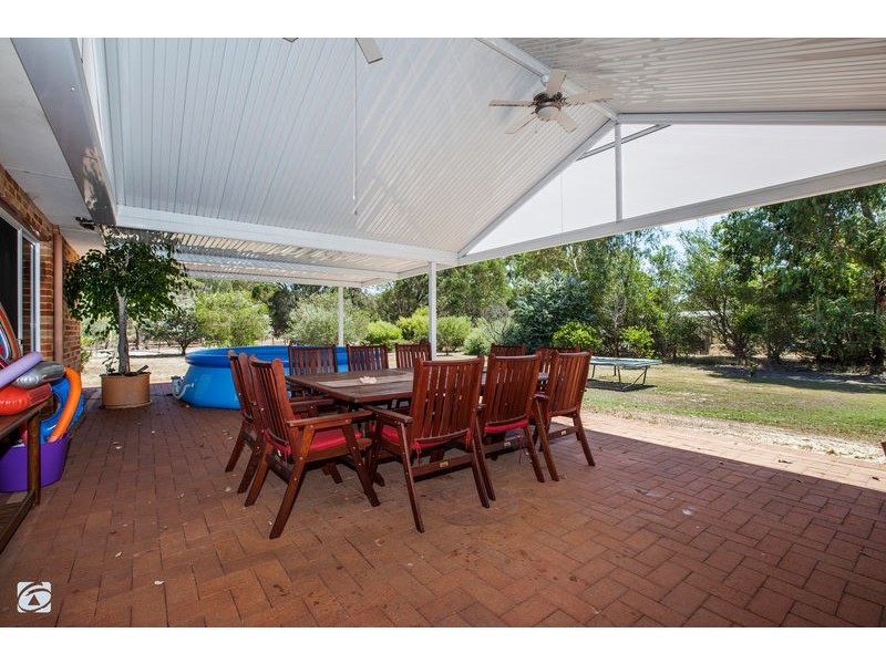 43 Old Dairy Court, Oakford WA 6121