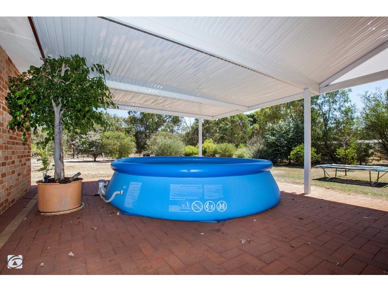 43 Old Dairy Court, Oakford WA 6121