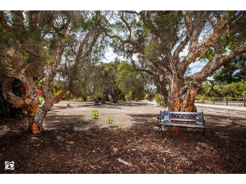 43 Old Dairy Court, Oakford WA 6121