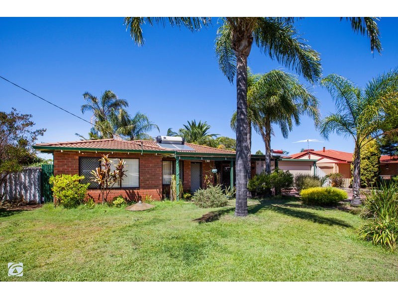 36 South Lake Drive, South Lake WA 6164