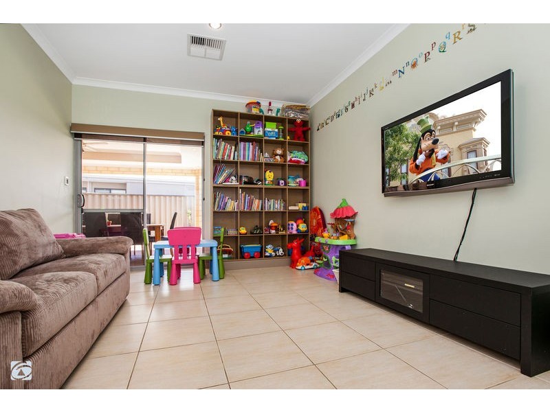 87 Aurora Drive, Atwell WA 6164