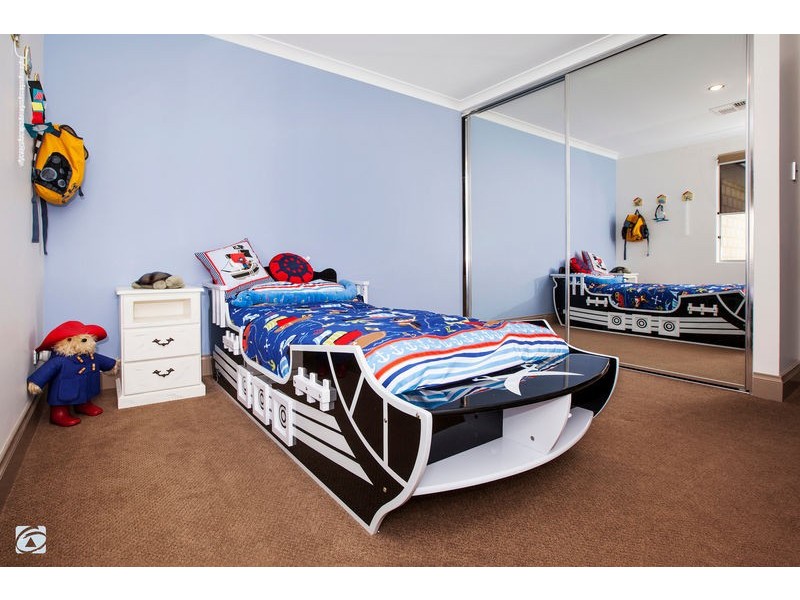 87 Aurora Drive, Atwell WA 6164