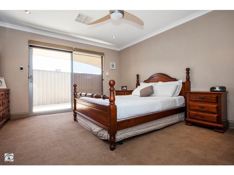 87 Aurora Drive, Atwell WA 6164