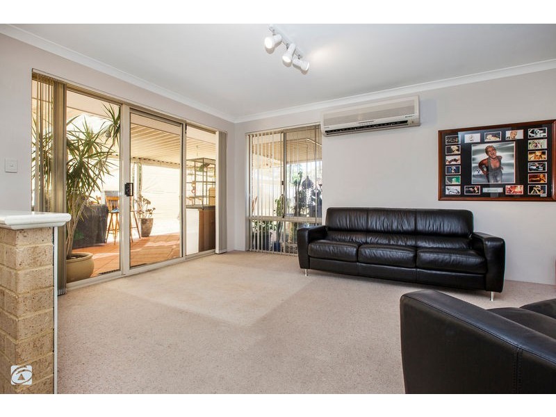 21 Catalpa Crescent, South Lake WA 6164