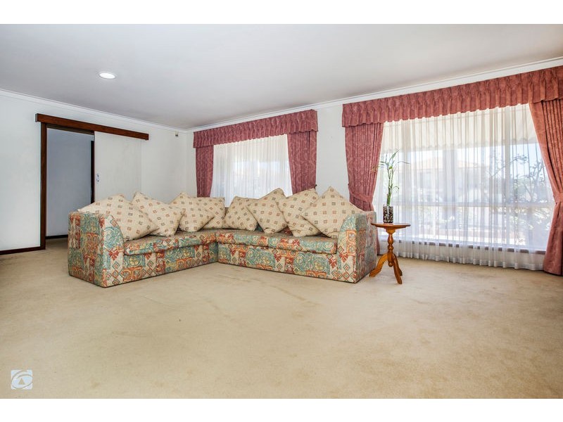 17 Duffield Avenue, Beaconsfield WA 6162