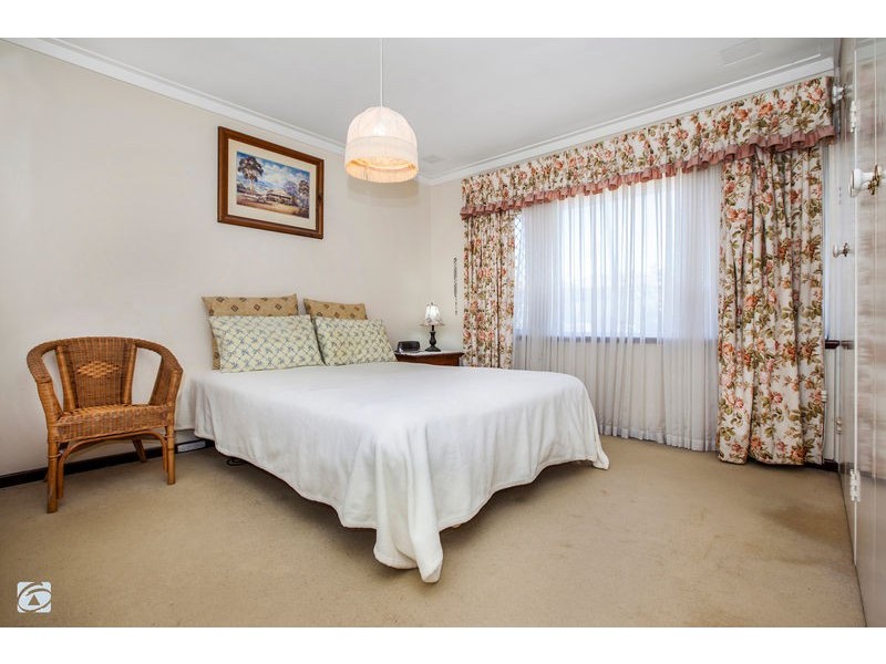 17 Duffield Avenue, Beaconsfield WA 6162