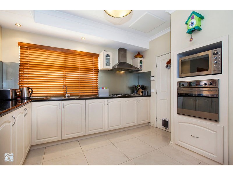 82 Birkett Avenue, Beeliar WA 6164