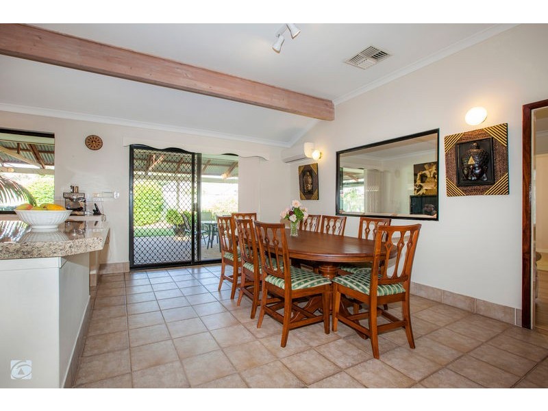 6 Dusenberg Mews, Atwell WA 6164