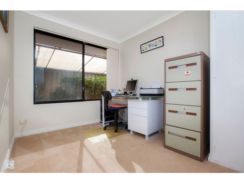 6 Dusenberg Mews, Atwell WA 6164
