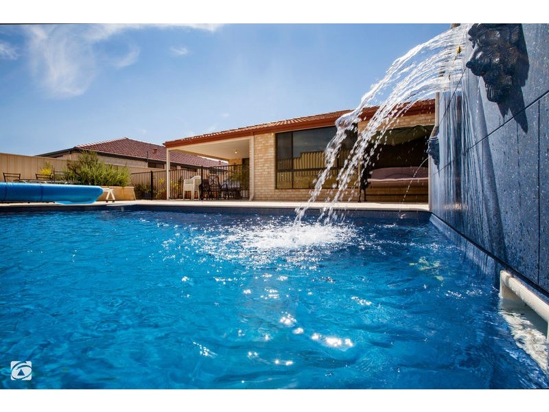 6 Beroona Way, South Lake WA 6164