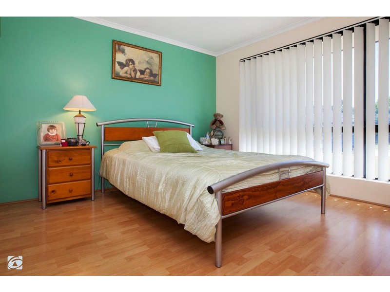 6 Beroona Way, South Lake WA 6164