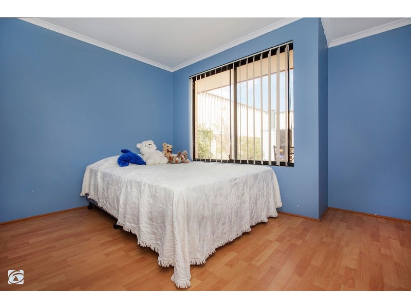 6 Beroona Way, South Lake WA 6164