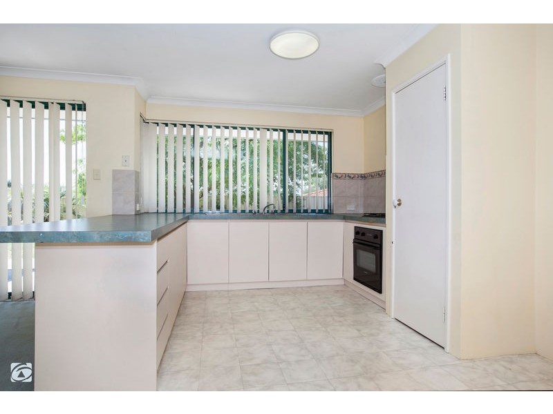 11 Ploughshare Place, South Lake WA 6164