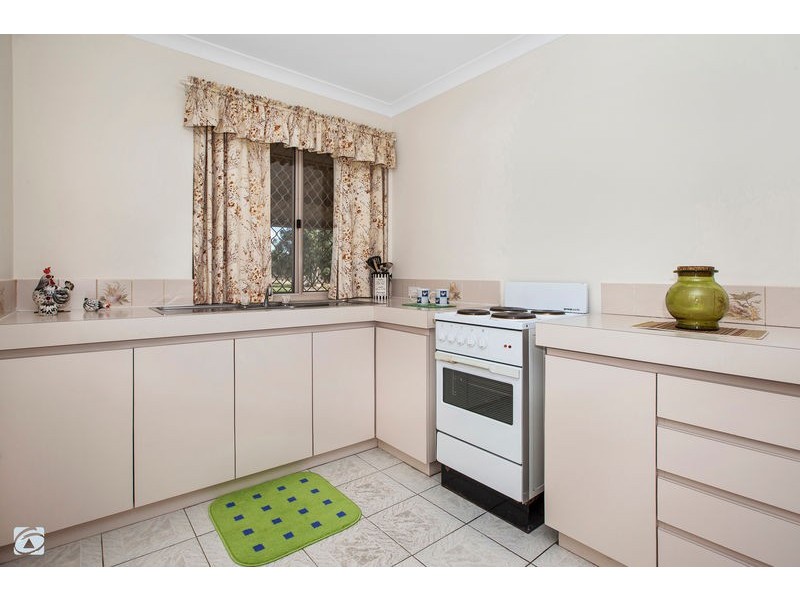 445 Abernethy Road, Oakford WA 6121