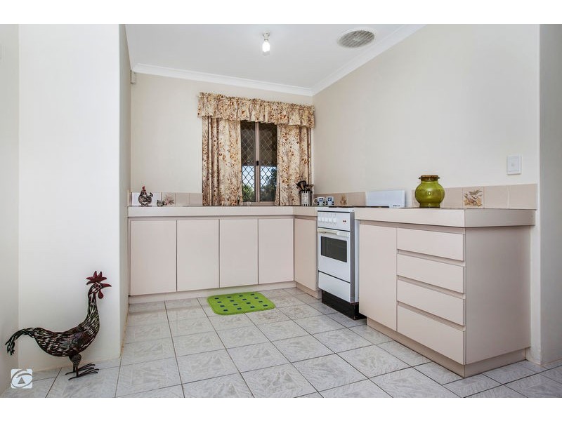 445 Abernethy Road, Oakford WA 6121