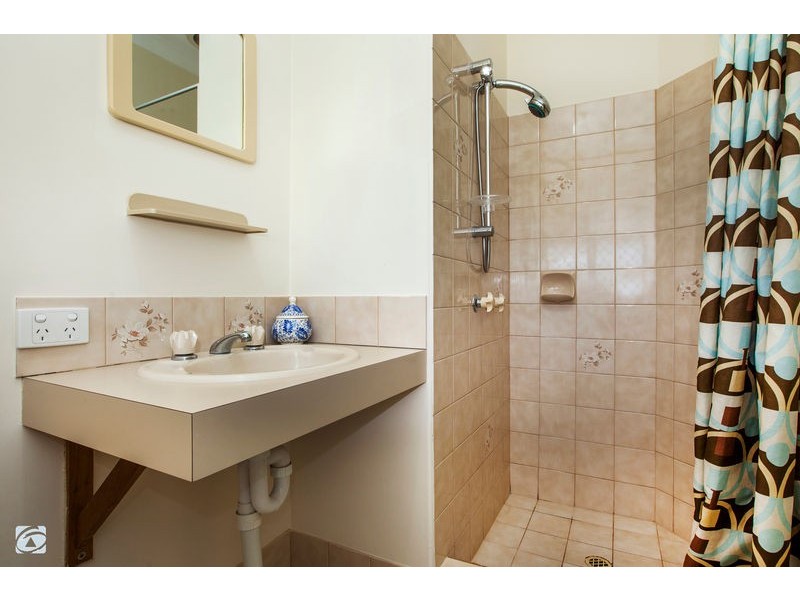 445 Abernethy Road, Oakford WA 6121