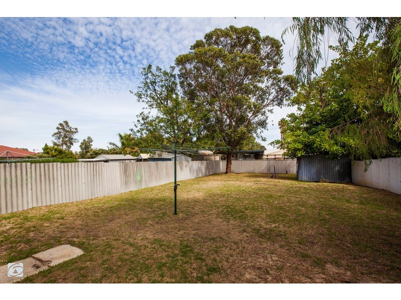 61 Wungong Road, Armadale WA 6112