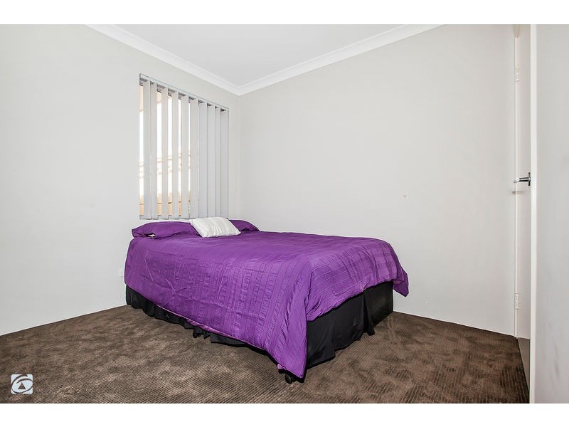 2/15 Peppermint Gardens, Aubin Grove WA 6164