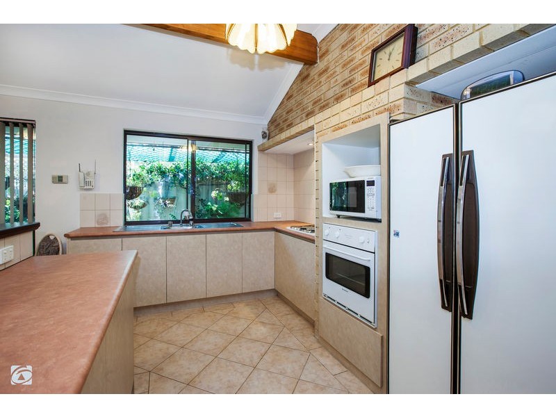 15 St Claire Gardens, Atwell WA 6164