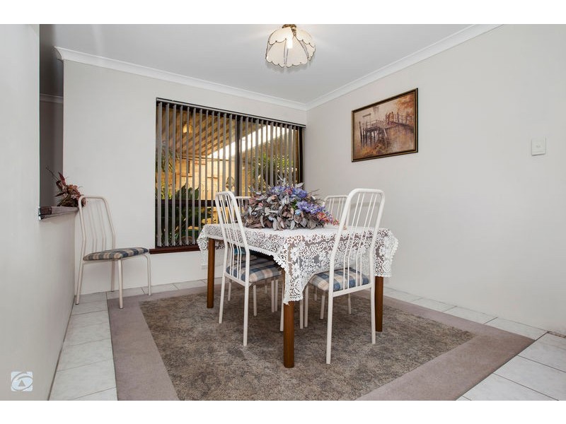15 St Claire Gardens, Atwell WA 6164