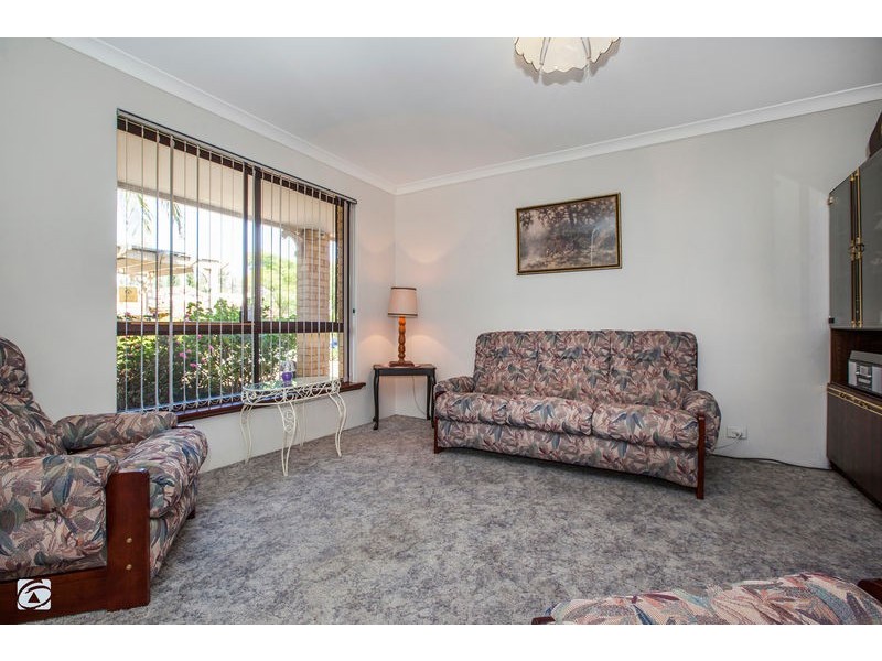 15 St Claire Gardens, Atwell WA 6164