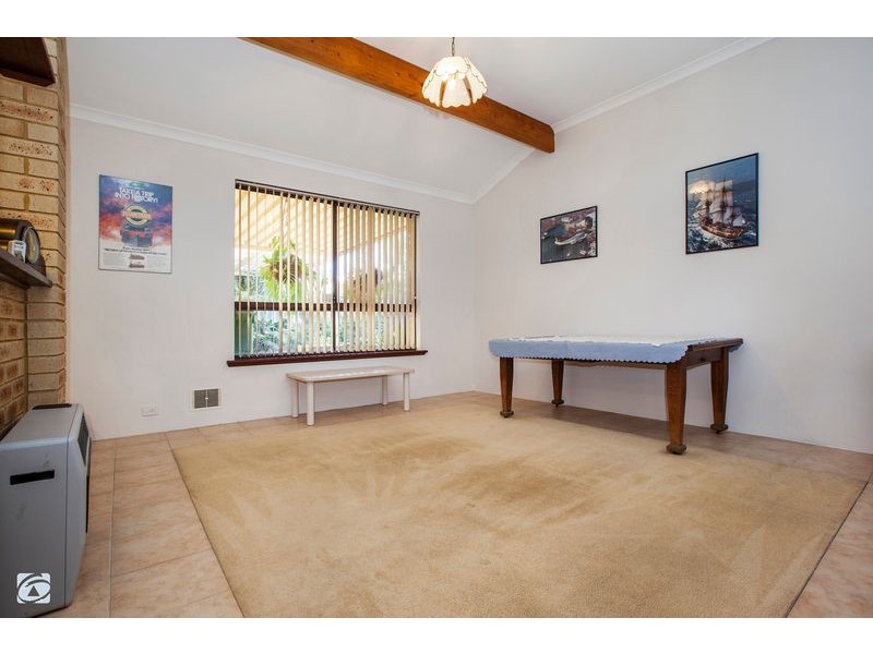 15 St Claire Gardens, Atwell WA 6164