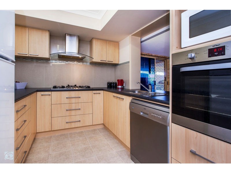 33 Berrigan Drive, South Lake WA 6164