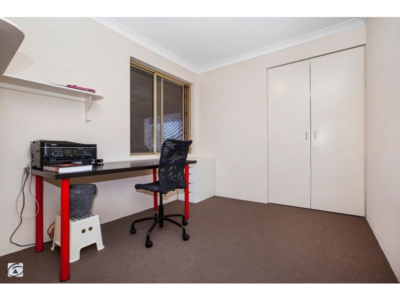 33 Berrigan Drive, South Lake WA 6164