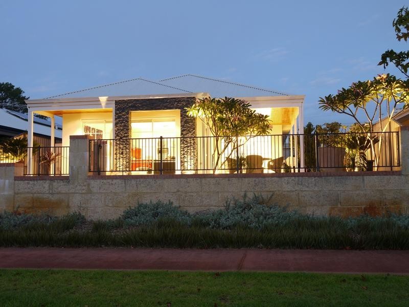 9 Mugo Lane, Aubin Grove WA 6164