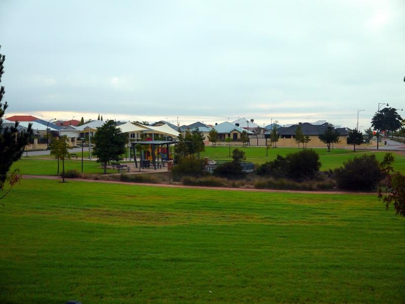 9 Mugo Lane, Aubin Grove WA 6164