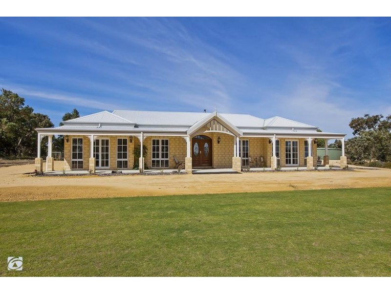84 The Horseshoe, Wandi WA 6167