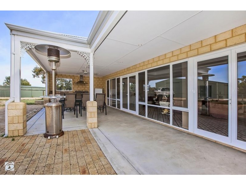 84 The Horseshoe, Wandi WA 6167