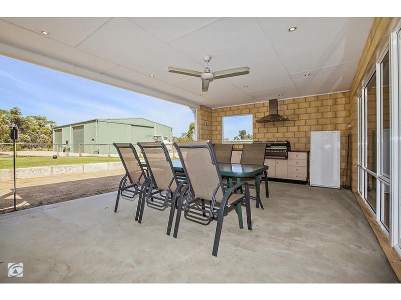 84 The Horseshoe, Wandi WA 6167