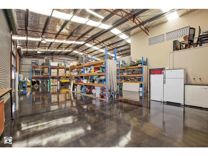 84 The Horseshoe, Wandi WA 6167