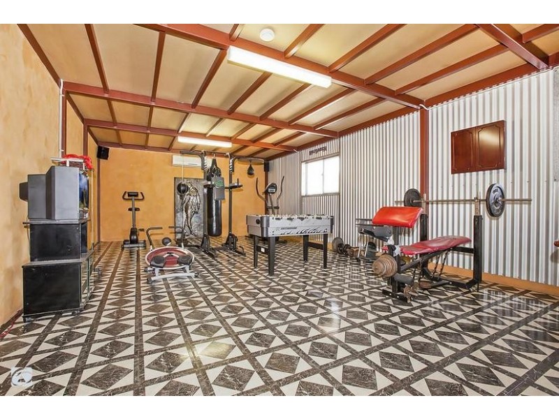 84 The Horseshoe, Wandi WA 6167