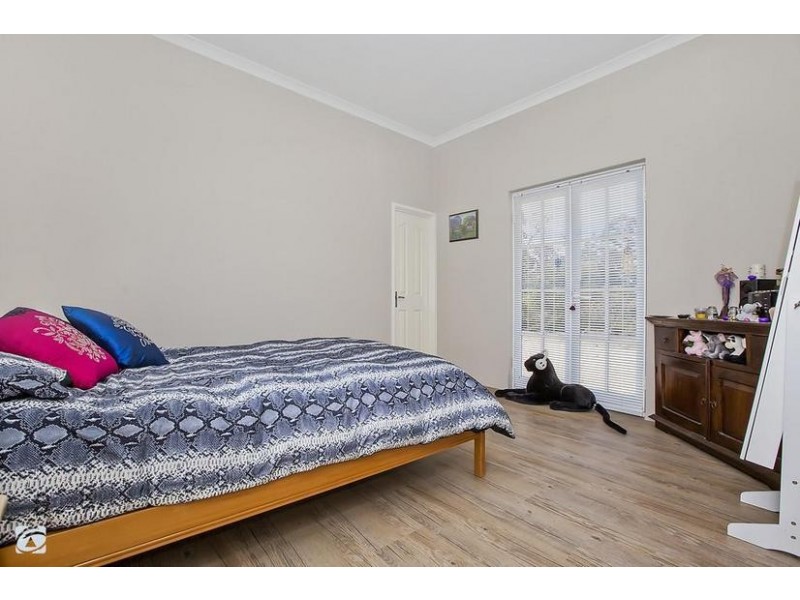 84 The Horseshoe, Wandi WA 6167