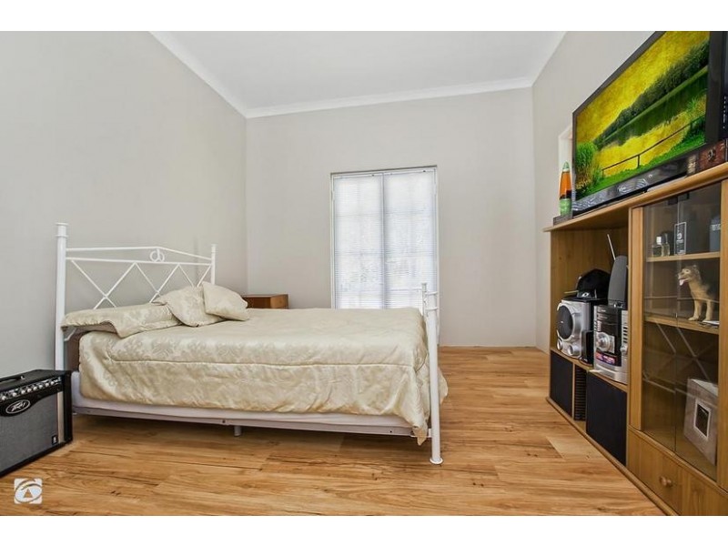 84 The Horseshoe, Wandi WA 6167