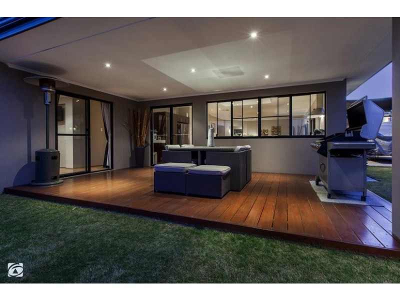 20 Suttor Drive, Success WA 6164