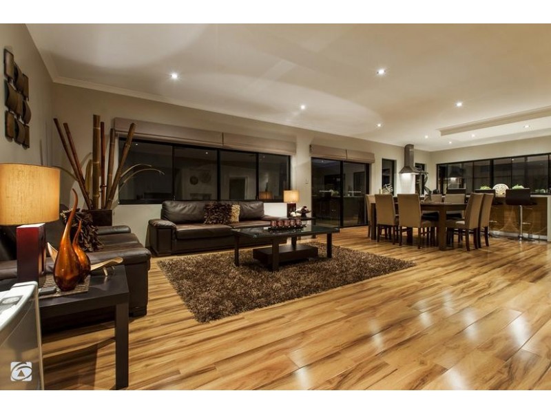 20 Suttor Drive, Success WA 6164