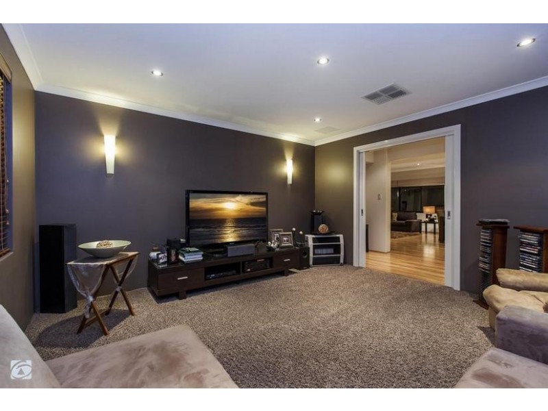 20 Suttor Drive, Success WA 6164