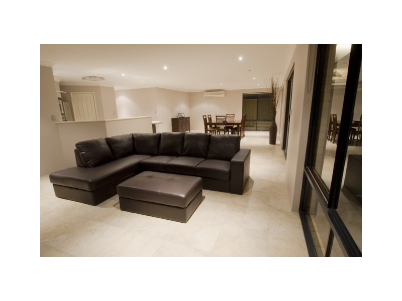 7 Tarwhine Close, South Lake WA 6164